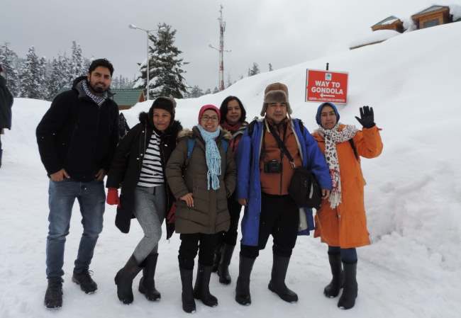 travel agents in Srinagar Kashmir